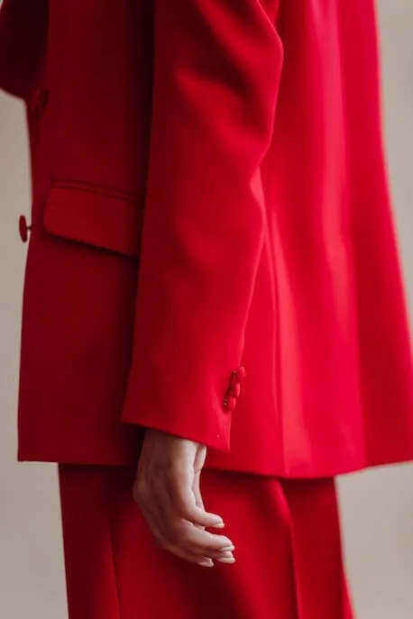 fashion-portrait-young-elegant-woman liderazgo femenino maryce gonzalez