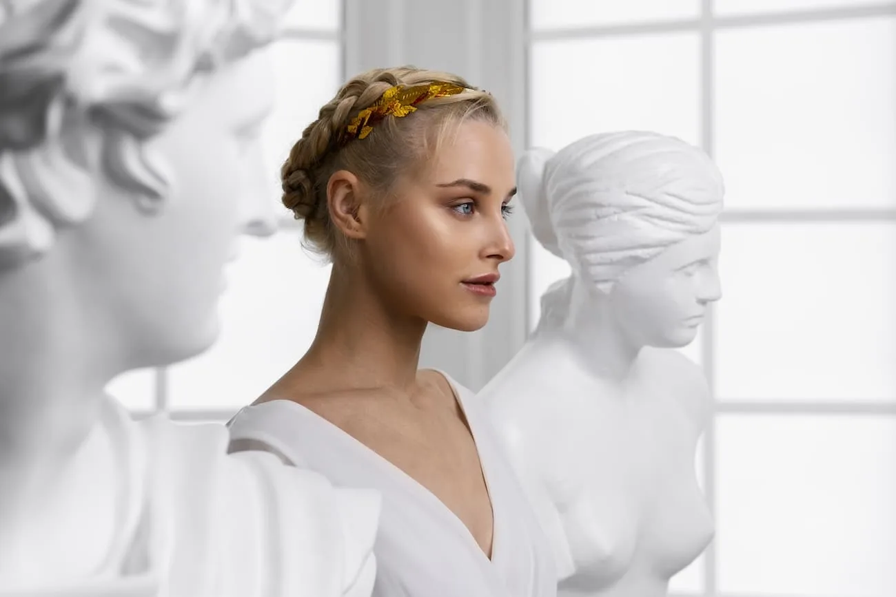 side-view-woman-posing-as-greek-goddessEstoicismo para Mujeres, Fortaleza y Serenidad en el Día a Día Soy Maryce Alejandra González